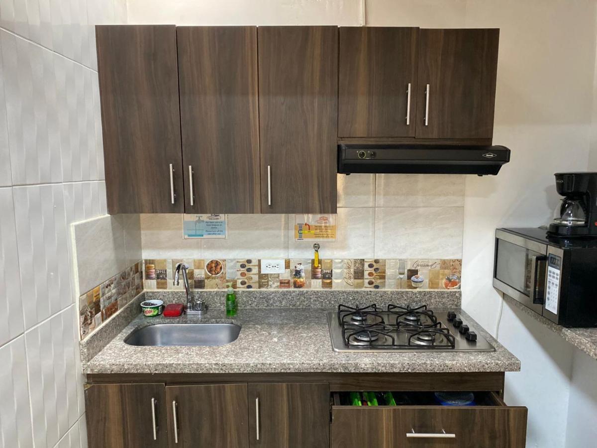 Apartamentos Excelente Ubicacion Μεντεγίν Εξωτερικό φωτογραφία