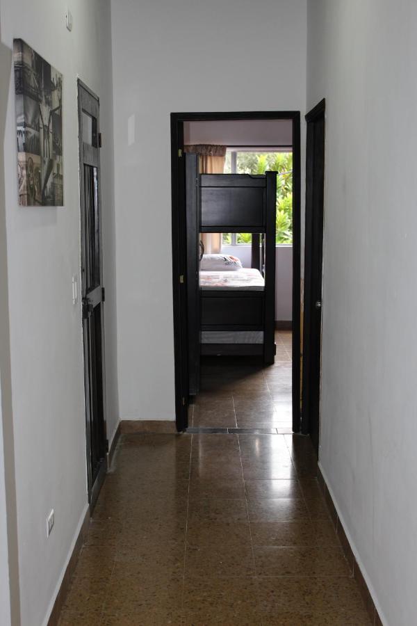 Apartamentos Excelente Ubicacion Μεντεγίν Εξωτερικό φωτογραφία