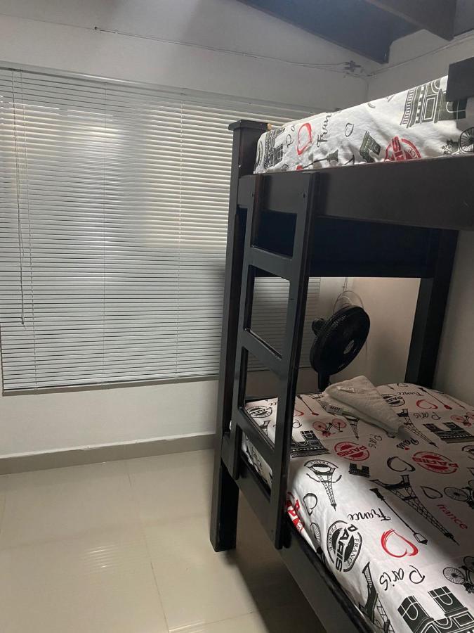 Apartamentos Excelente Ubicacion Μεντεγίν Εξωτερικό φωτογραφία