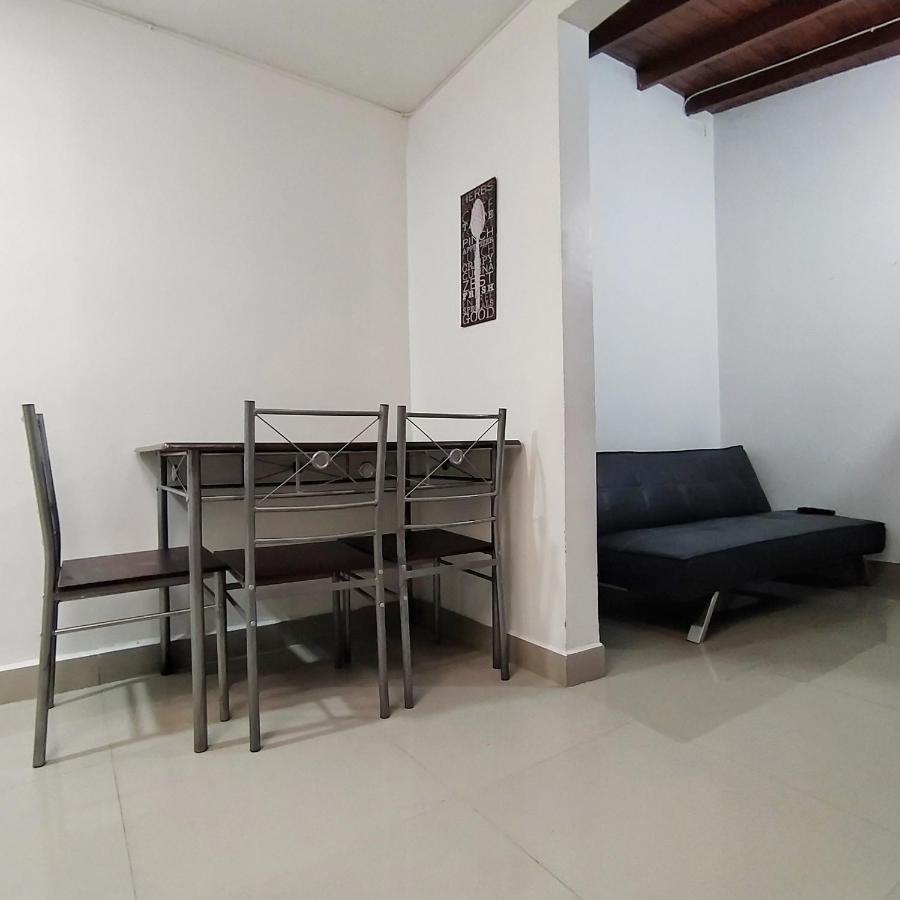 Apartamentos Excelente Ubicacion Μεντεγίν Εξωτερικό φωτογραφία