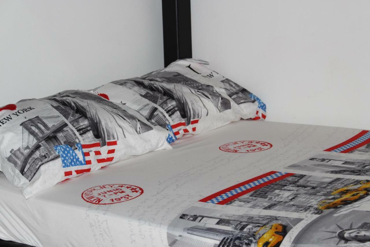 Apartamentos Excelente Ubicacion Μεντεγίν Εξωτερικό φωτογραφία