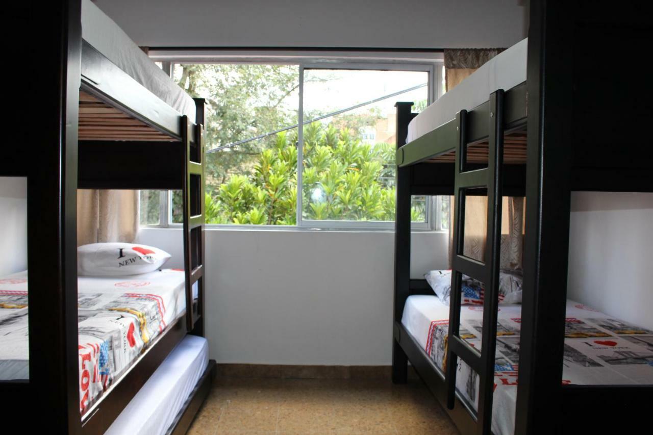 Apartamentos Excelente Ubicacion Μεντεγίν Εξωτερικό φωτογραφία